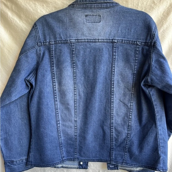 Country Western Jean Jacket Womens Size Medium Rhinestone Distressed Embellished - Picture 5 of 5